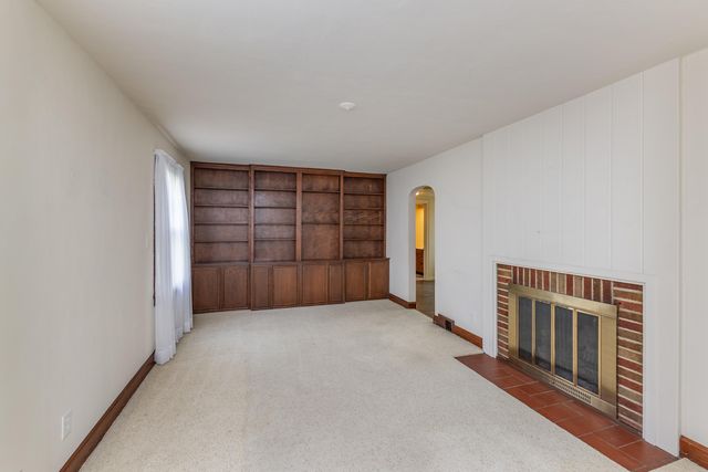 126 Parkwood Drive 126 Parkwood Drive, West Milton, OH 45383