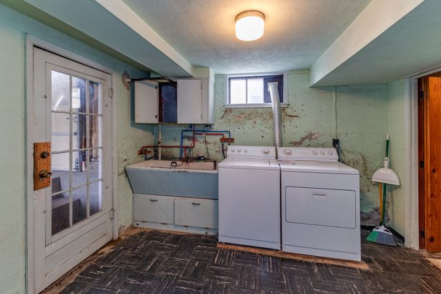 126 Parkwood Drive 126 Parkwood Drive, West Milton, OH 45383
