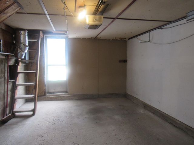 126 Parkwood Drive 126 Parkwood Drive, West Milton, OH 45383