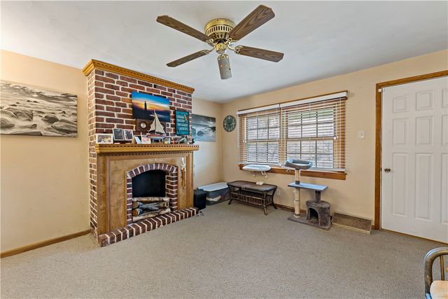 987 Mccoy Rd, Kennedy Twp, PA 15136