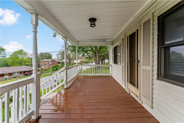 987 Mccoy Rd, Kennedy Twp, PA 15136