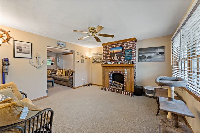 987 Mccoy Rd, Kennedy Twp, PA 15136