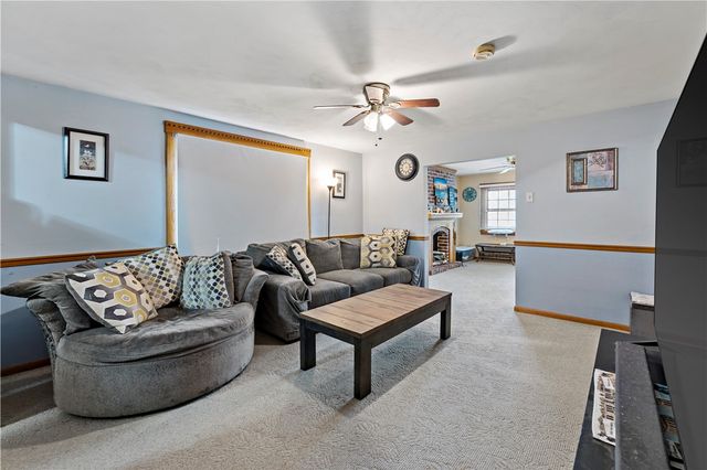 987 Mccoy Rd, Kennedy Twp, PA 15136