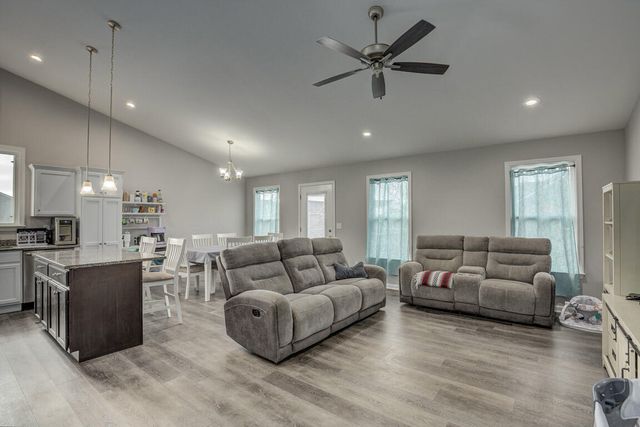 1211 Wellford Drive, Independence, KY 41051