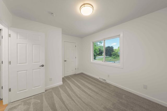 12903 Apple View Lane, Burnsville, MN 55337
