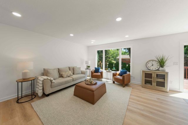 12903 Apple View Lane, Burnsville, MN 55337