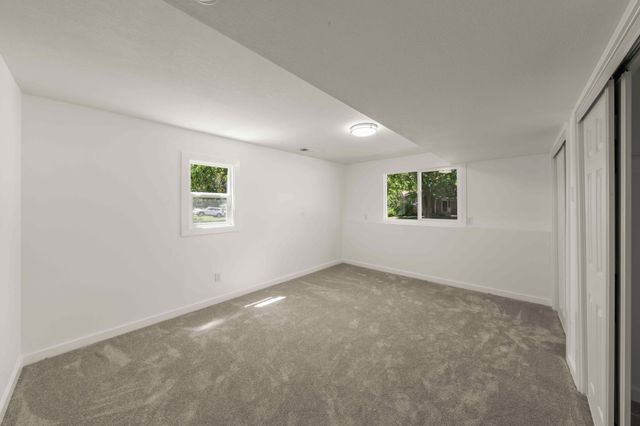 12903 Apple View Lane, Burnsville, MN 55337