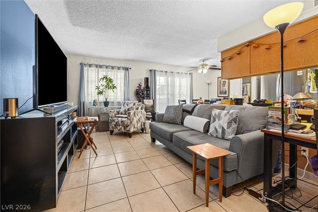 101 Luna Way 110, Las Vegas, NV 89145