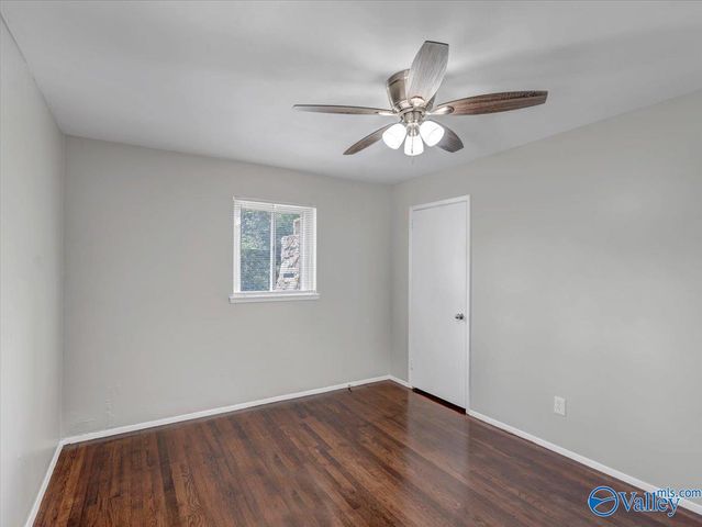 735 W Arbor Drive NW, Huntsville, AL 35811