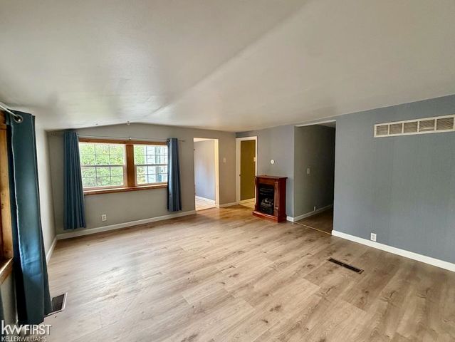 3049 Egleston Avenue, Genesee Twp, MI 48506