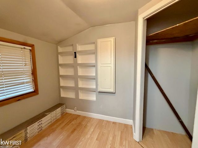 3049 Egleston Avenue, Genesee Twp, MI 48506
