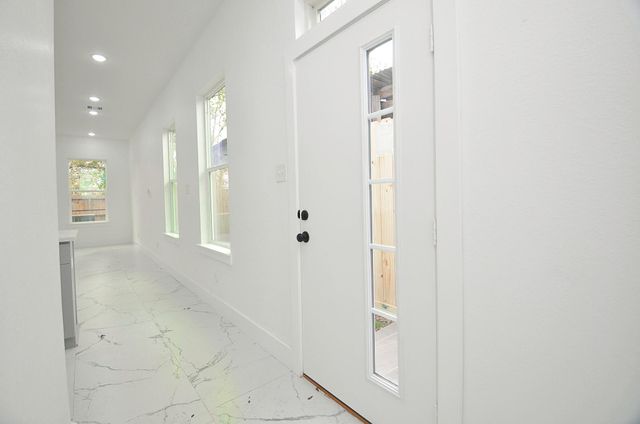 9312 Waller Street, Houston, TX 77012