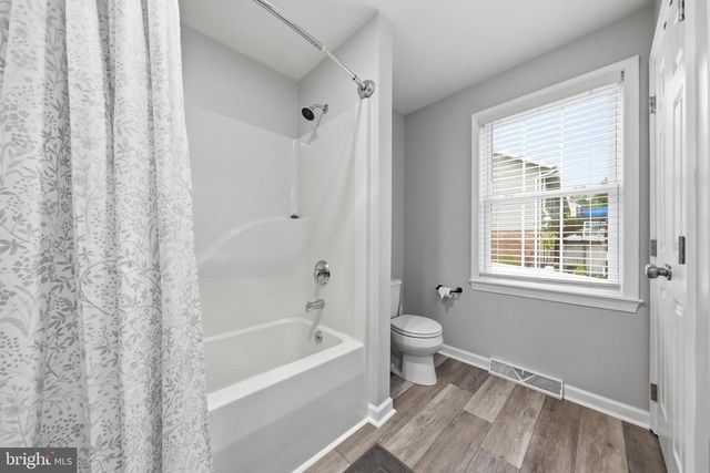 204 JADE DRIVE, Chambersburg, PA 17202