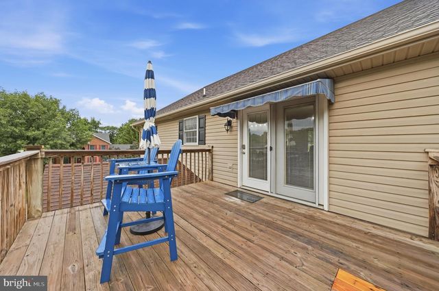 204 JADE DRIVE, Chambersburg, PA 17202