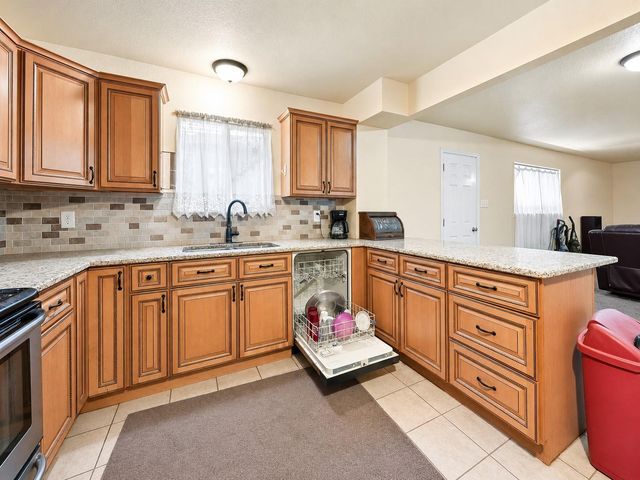 25102 Burrard Street, Spring, TX 77373