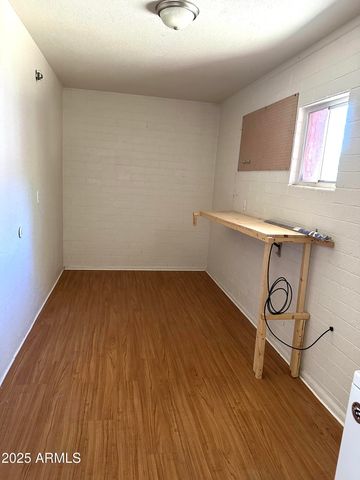 775 E Cactus Drive, Globe, AZ 85501