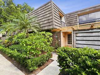 1608 16th Terrace, Palm Beach Gardens, FL 33418