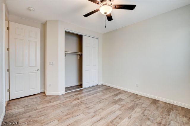 8250 Point Given Street, Las Vegas, NV 89131