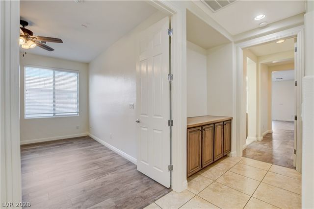 8250 Point Given Street, Las Vegas, NV 89131