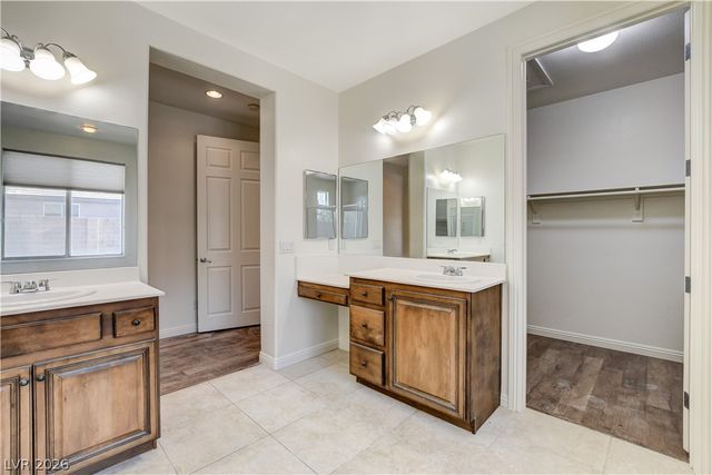 8250 Point Given Street, Las Vegas, NV 89131