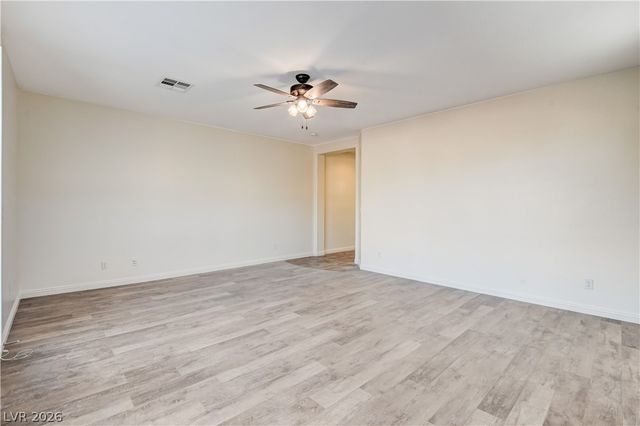 8250 Point Given Street, Las Vegas, NV 89131
