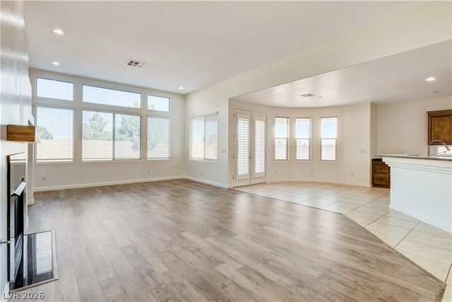 8250 Point Given Street, Las Vegas, NV 89131