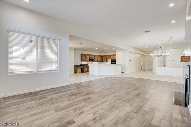 8250 Point Given Street, Las Vegas, NV 89131
