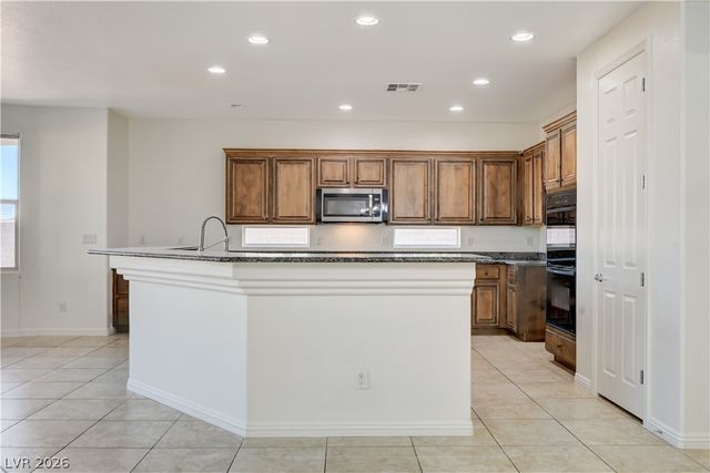 8250 Point Given Street, Las Vegas, NV 89131