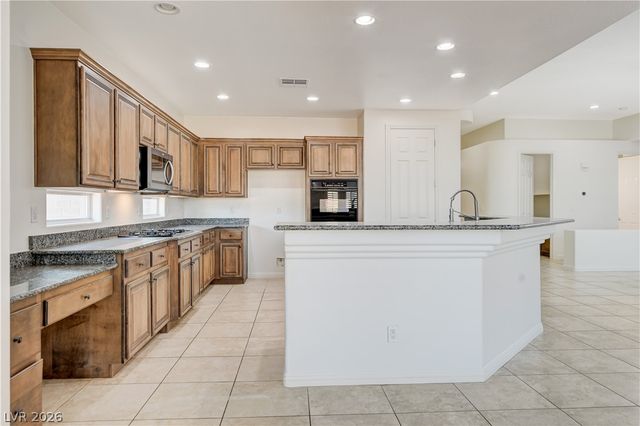 8250 Point Given Street, Las Vegas, NV 89131