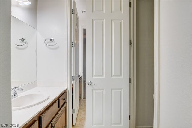 8250 Point Given Street, Las Vegas, NV 89131