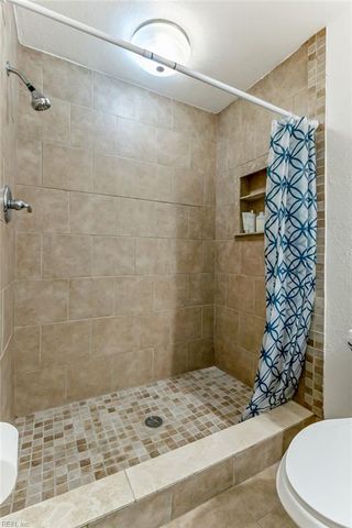 1015 Barclay SQ, Virginia Beach, VA 23451