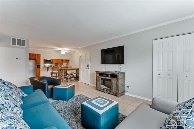 1015 Barclay SQ, Virginia Beach, VA 23451