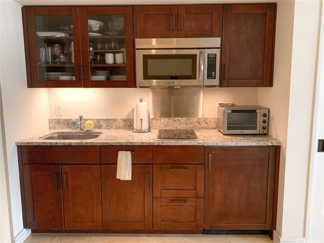 223 Saratoga Road 2001, Honolulu, HI 96815