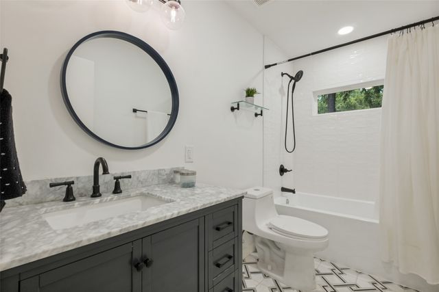 6705 Santa Anita Drive, Dallas, TX 75214
