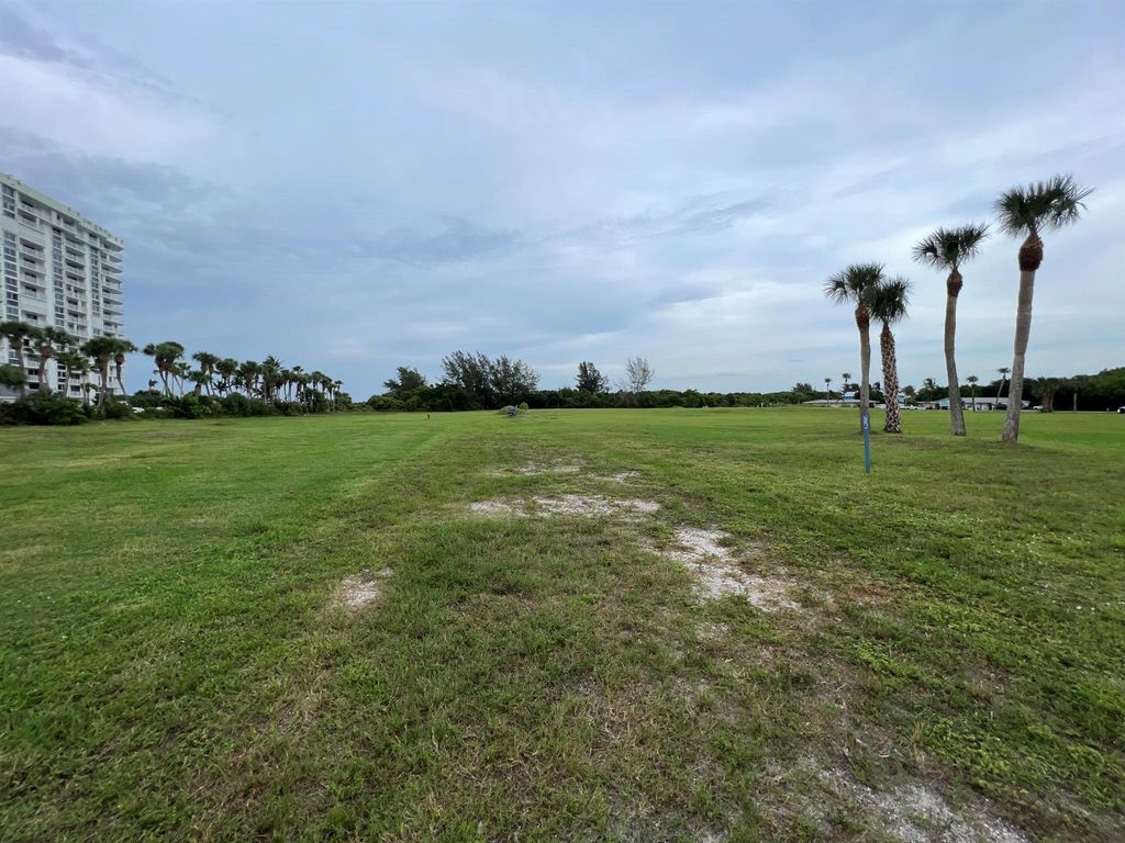 2600 N Highway A1a, Hutchinson Island, FL 34949