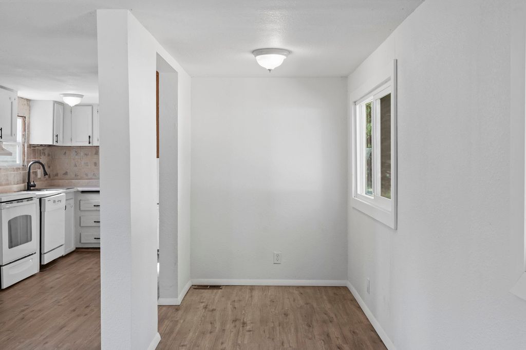 34124 N Newport Hwy, Chattaroy, WA 99003 photo 11