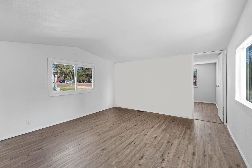 34124 N Newport Hwy, Chattaroy, WA 99003 photo 5