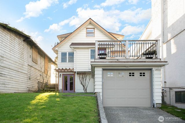 8040 16th Avenue NE, Seattle, WA 98115
