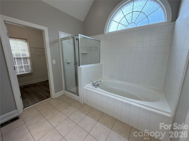 1332 Bershire Lane, Charlotte, NC 28262