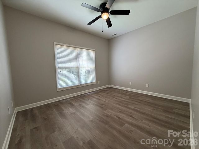 1332 Bershire Lane, Charlotte, NC 28262