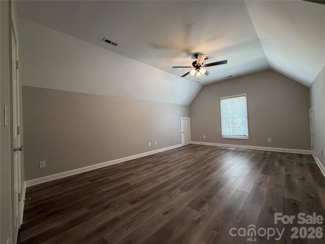 1332 Bershire Lane, Charlotte, NC 28262