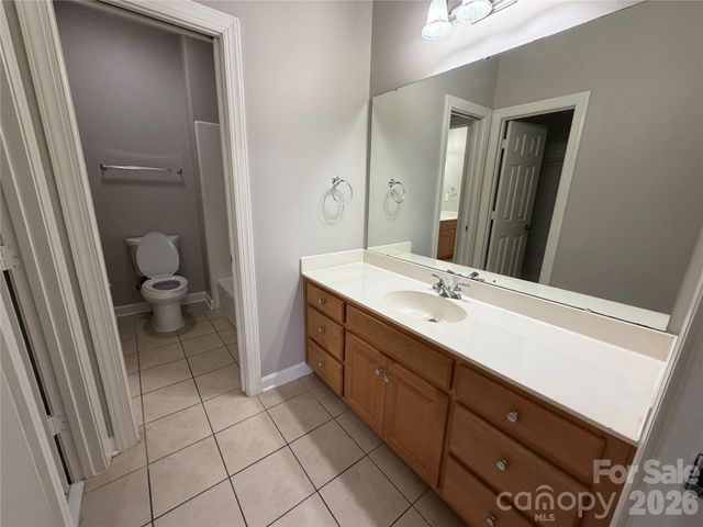 1332 Bershire Lane, Charlotte, NC 28262
