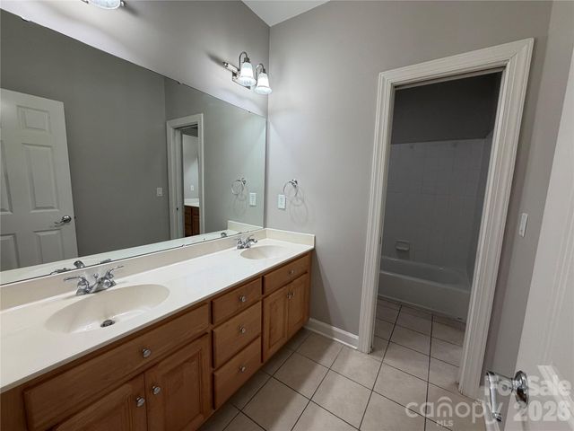 1332 Bershire Lane, Charlotte, NC 28262
