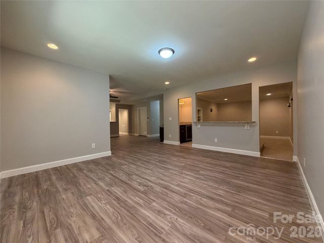 1332 Bershire Lane, Charlotte, NC 28262