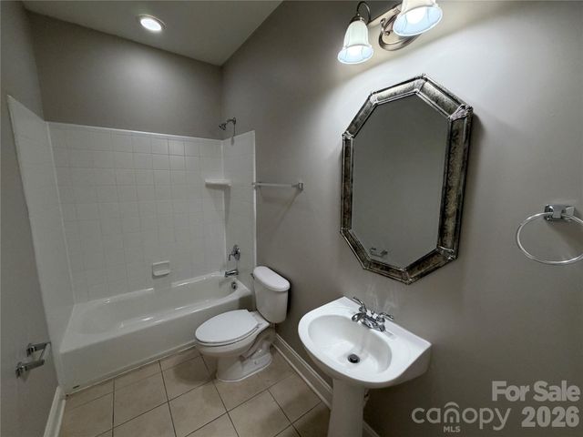 1332 Bershire Lane, Charlotte, NC 28262