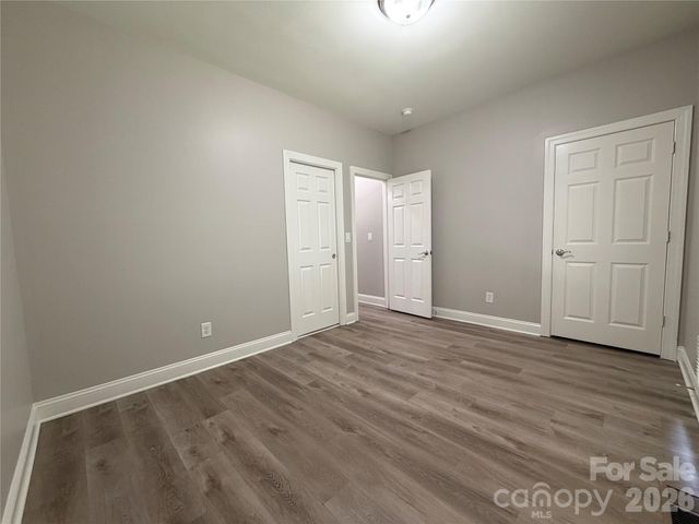 1332 Bershire Lane, Charlotte, NC 28262