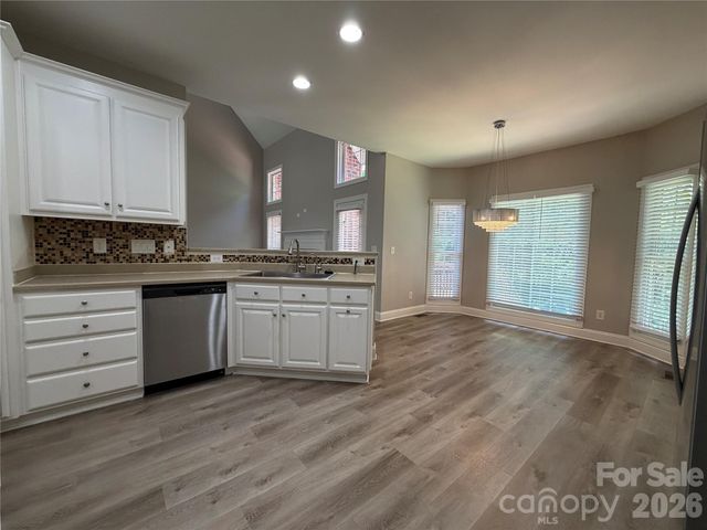 1332 Bershire Lane, Charlotte, NC 28262