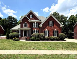 1332 Bershire Lane, Charlotte, NC 28262
