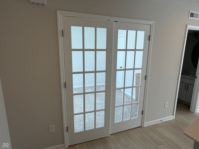 1122 Lake Drive, Kennard, IN 47351