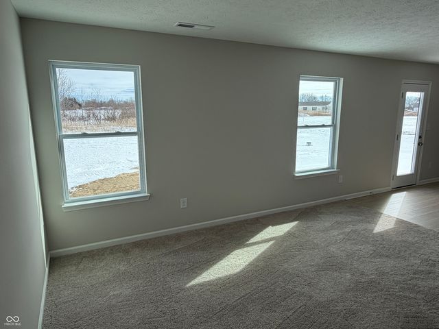 1122 Lake Drive, Kennard, IN 47351